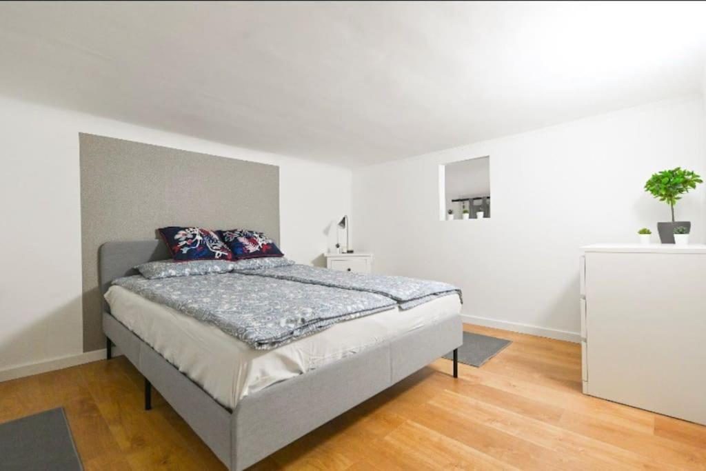 Lovely Studio Flat In Damjanich Street - Leonard Budapest Kültér fotó